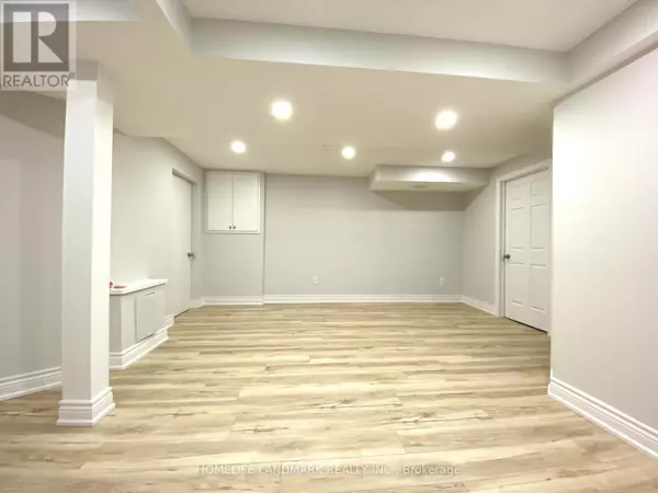 Mississauga (east Credit), ON L5M5M9,4878 Rosebush RD #Basement