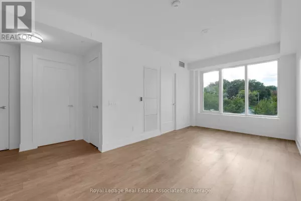 Toronto (edenbridge-humber Valley), ON M9A0G2,259 The Kingsway #310