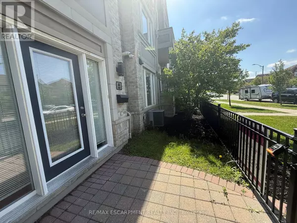 5055 Oscar Peterson BLVD #8, Mississauga (churchill Meadows), ON L5M0P4