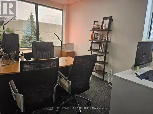 Mississauga (northeast), ON L5S1R6,7025 Tomken RD #271