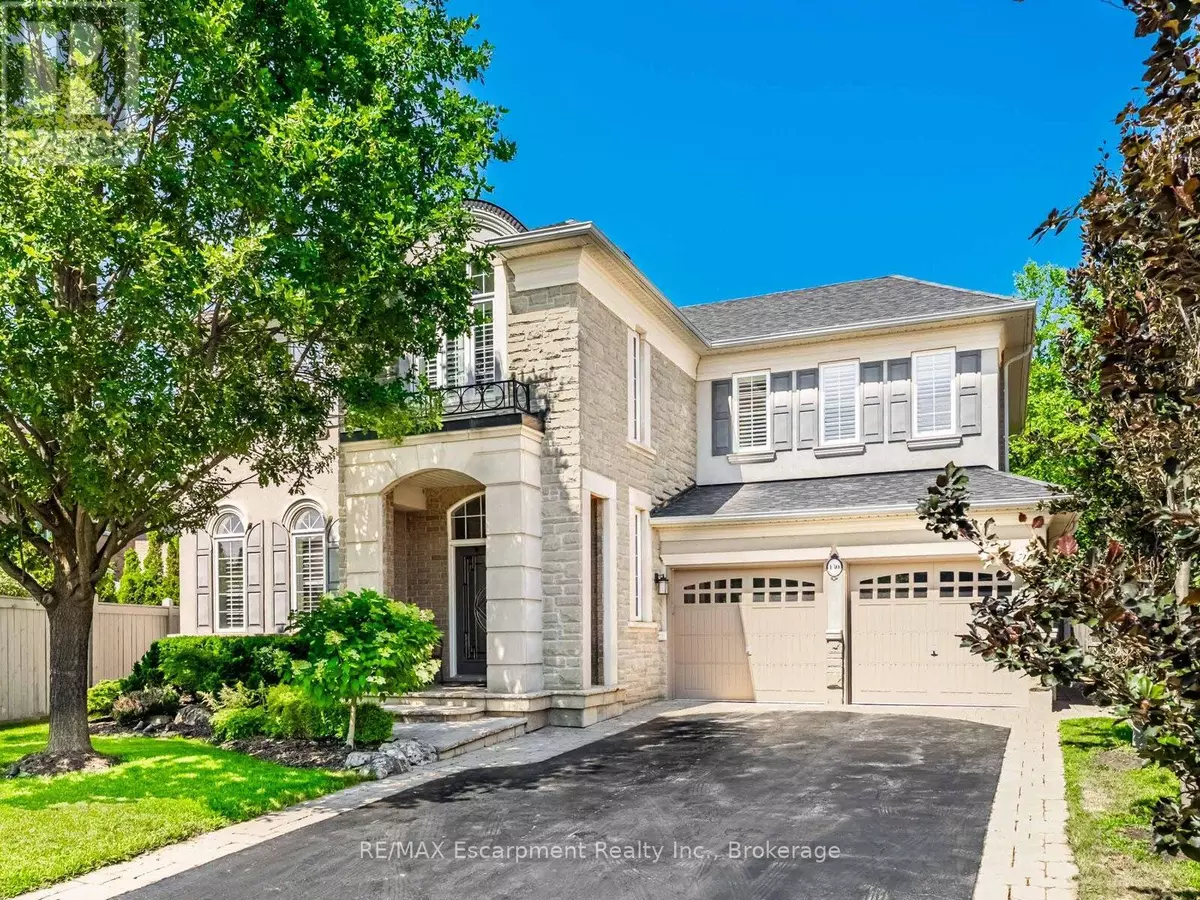 Oakville (br Bronte), ON L6L0B8,130 INNVILLE CRESCENT