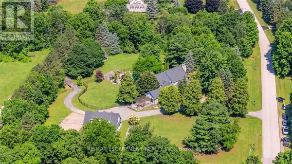 6618 CARRIAGE TRAIL, Burlington, ON L7P0J6