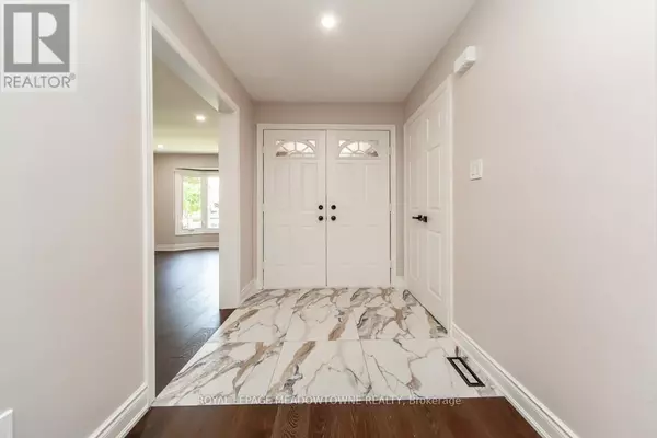 Mississauga (hurontario), ON L5R2J7,328 BRISTOL ROAD W