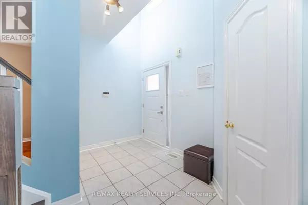 Brampton (snelgrove), ON L7A1J7,5 MELROSE GARDENS