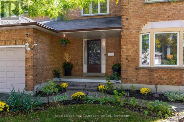 Oakville (cv Clearview), ON L6J7H3,2938 MULBERRY DRIVE