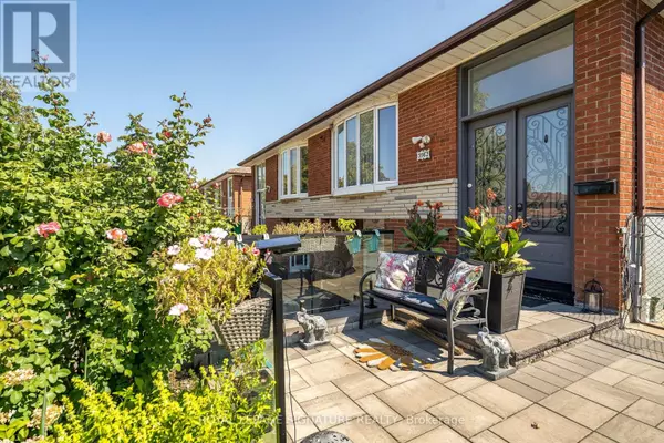 Mississauga (malton), ON L4T1N1,3562 LADDIE CRESCENT