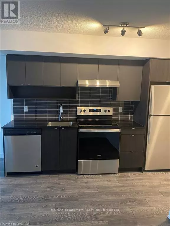 Burlington (lasalle), ON L7T0C7,1119 Cooke BLVD #B519