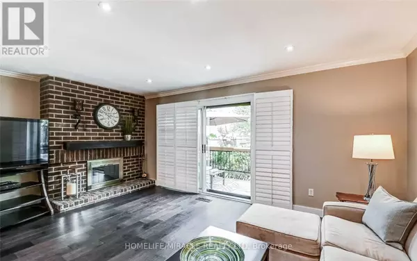 Mississauga (meadowvale), ON L5N1P6,6855 Glen Erin DR #37