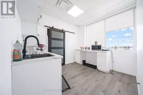 Mississauga (meadowvale Village), ON L5W1N6,280 Derry RD #202 A