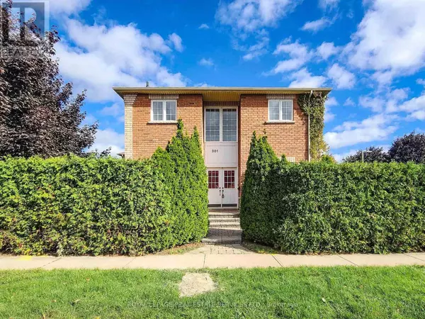 301 MOHAWK ROAD, Oakville (br Bronte), ON L6L6P9