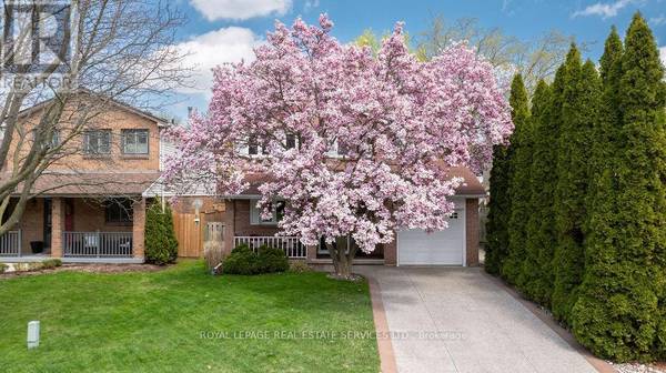 161 RIVERVIEW STREET, Oakville (br Bronte), ON L6L5S2