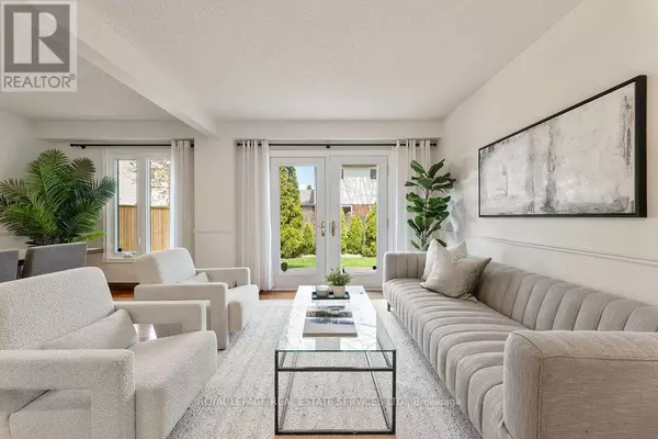 Oakville (br Bronte), ON L6L5S2,161 RIVERVIEW STREET