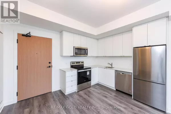 Milton (fo Ford), ON L9E1B3,1440 Clarriage CT #407