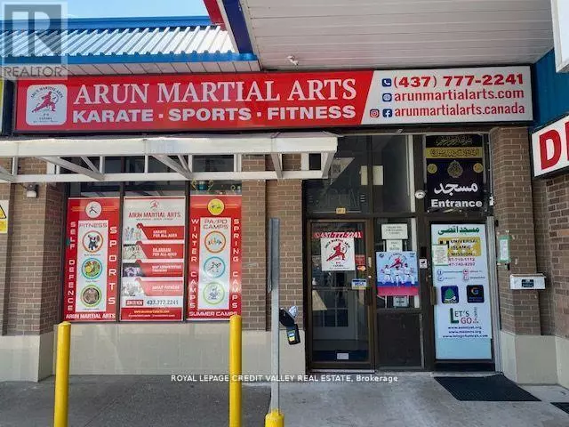 Brampton (brampton East), ON L6W1E2,30 Rambler DR #9