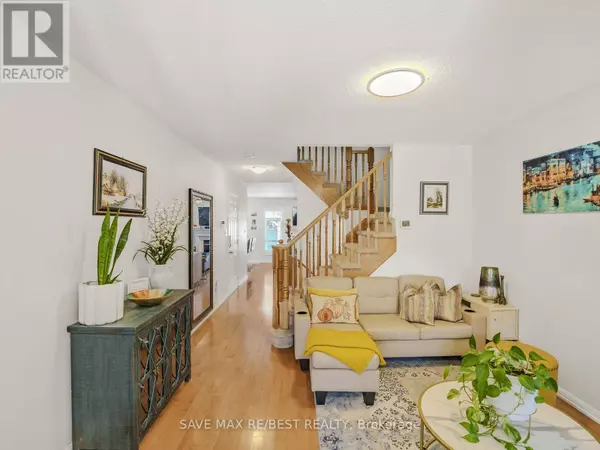 Burlington (alton), ON L7M0A5,4057 DONNIC DRIVE