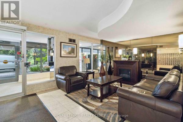 Mississauga (cooksville), ON L5A3S6,3100 Kirwin AVE #1808