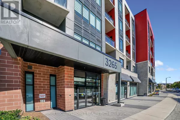 Oakville (go Glenorchy), ON L6M5P7,3265 Carding Mill TRL #208