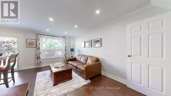 Mississauga (creditview), ON L5C3V8,4287 BEACON LANE
