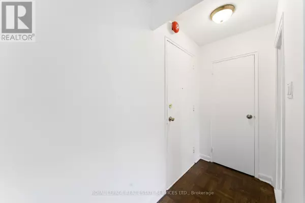 Toronto (stonegate-queensway), ON M8Y3N5,167 Stephen DR #207