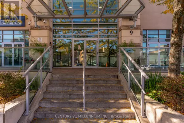 Brampton (downtown Brampton), ON L6X0T6,9 George ST North #1505