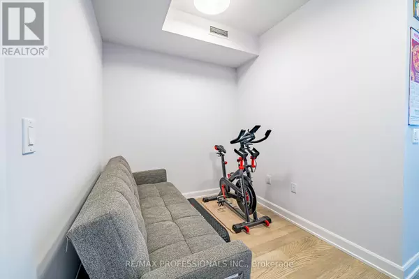 Oakville (jm Joshua Meadows), ON L6H7W6,3200 William Coltson AVE #311