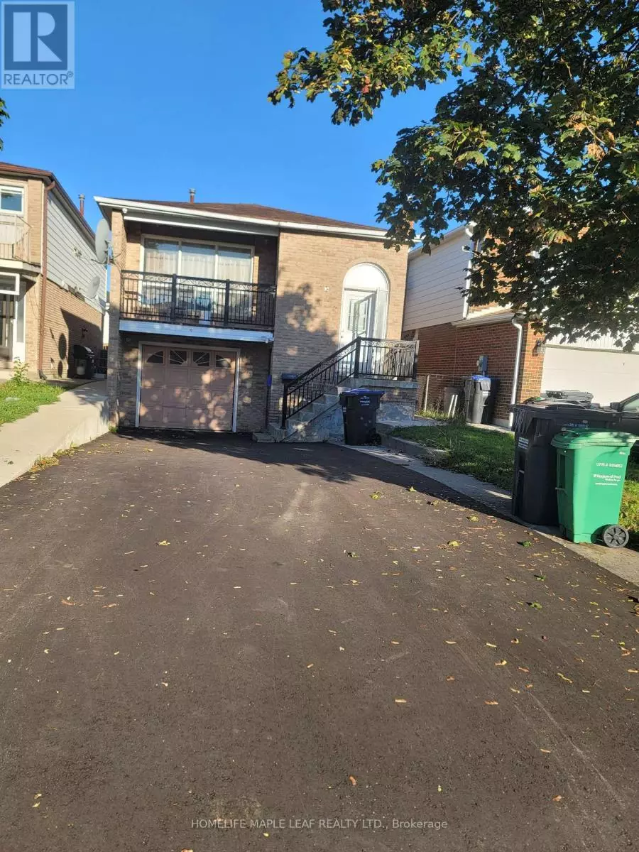 Brampton (fletcher's West), ON L6Y2M5,10 PICKARD LANE