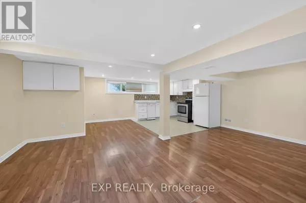 Mississauga (erindale), ON L5C2G8,LOWER LEVEL - 3567 QUEENSTON DRIVE