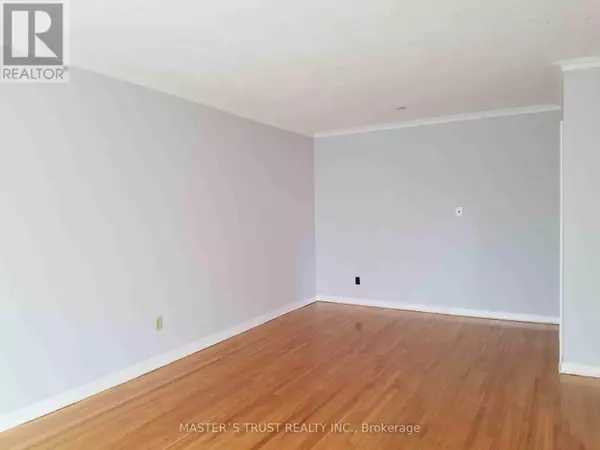 Oakville (cp College Park), ON L6H1Y5,1316 REDBANK CRESCENT