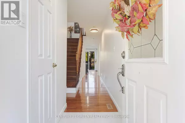 Oakville (wm Westmount), ON L6M3N7,2146 SHADY GLEN ROAD