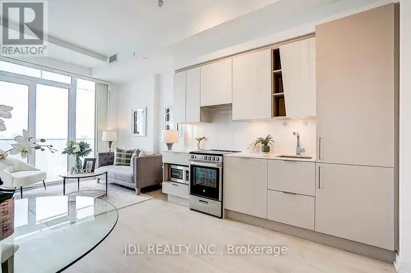 3900 Confederation Pkwy #3613, Mississauga (city Centre), ON L5B0M3