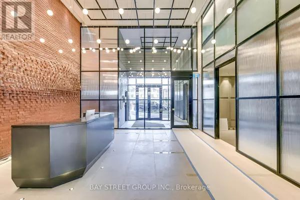 Oakville (jm Joshua Meadows), ON L6H7W6,3200 William Coltson AVE #204