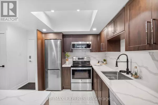 Mississauga (city Centre), ON L5B3W3,300 Webb DR #610