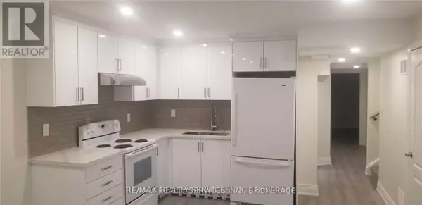 Brampton (bram West), ON L6Y6C7,16 Lady Evelyn CRES #Lower