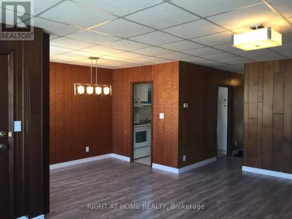 Mississauga (lakeview), ON L5E1W9,1054 EAST AVENUE E