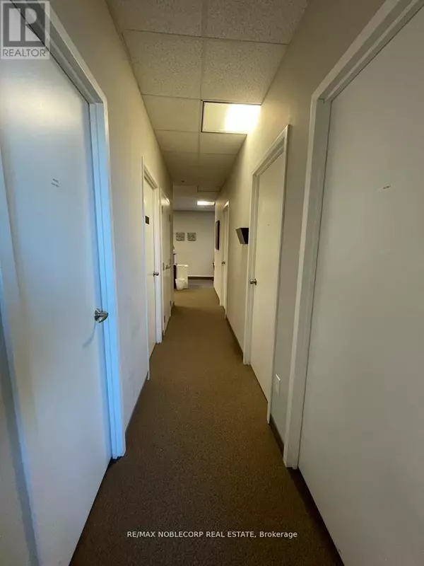 Brampton (sandringham-wellington North), ON L6R0W3,2250 Bovaird DR East #401 B