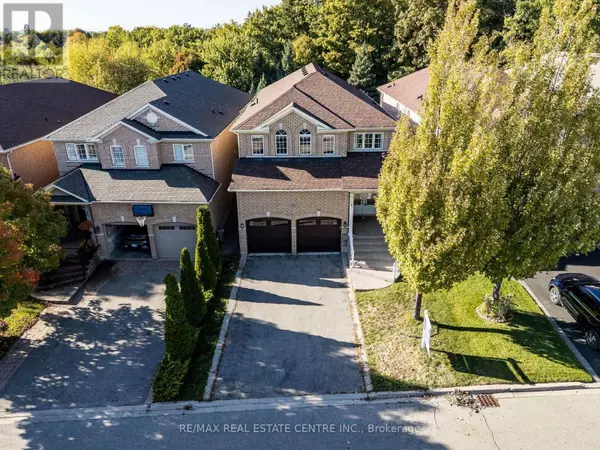 Mississauga (east Credit), ON L5M7W2,1581 PORTSMOUTH PLACE S
