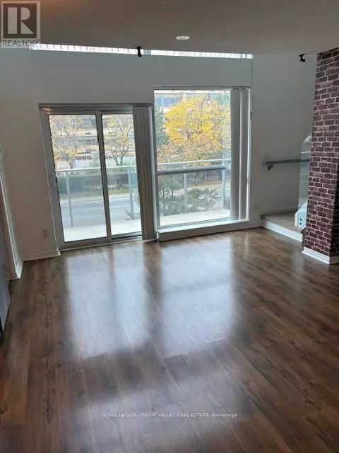 Brampton (queen Street Corridor), ON L6W0A9,215 Queen ST #221