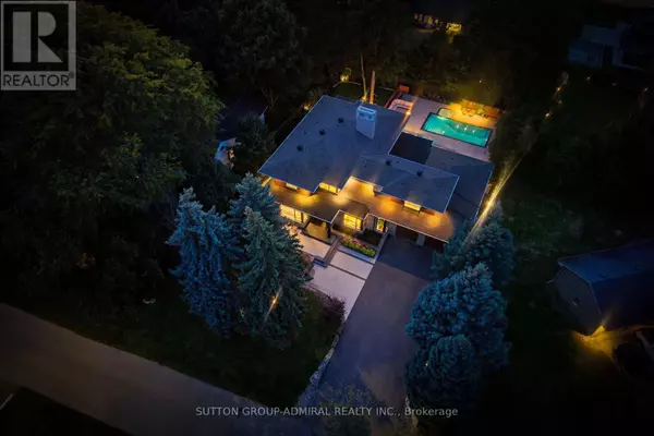 Mississauga (mineola), ON L5G2N7,211 GLENVIEW DRIVE