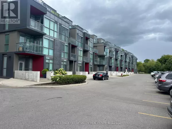 Burlington (orchard), ON L7L0J4,5220 Dundas ST #D416