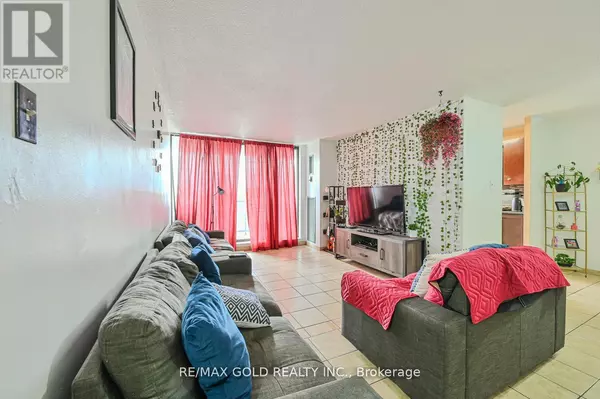 Brampton (queen Street Corridor), ON L6T3Y1,21 Knightsbridge RD #403