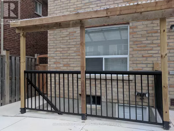 Brampton (sandringham-wellington), ON L6R0T8,79 Footbridge CRES #LOWER