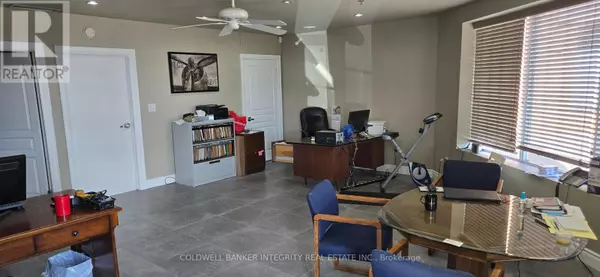 Burlington (industrial Burlington), ON L7L0A3,5115 Harvester RD #15