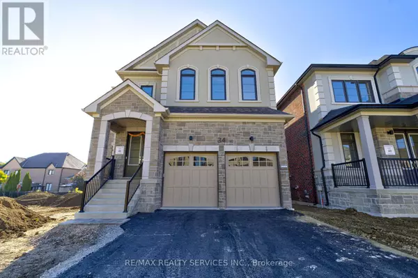 34 DONNYBROOK COURT, Brampton (vales Of Castlemore), ON L6P1T6
