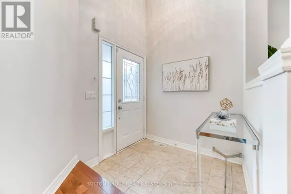 Mississauga (churchill Meadows), ON L5M8A9,3806 QUIET CREEK DRIVE