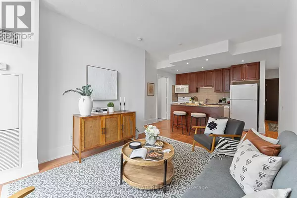 Toronto (islington-city Centre West), ON M9B0A2,35 Viking LN #2645