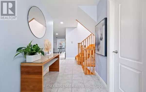 Brampton (fletcher's Meadow), ON L7A2J7,49 FALLSTAR CRESCENT