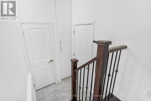 Mississauga (hurontario), ON L4Z0C8,62 Preston Meadow AVE #6