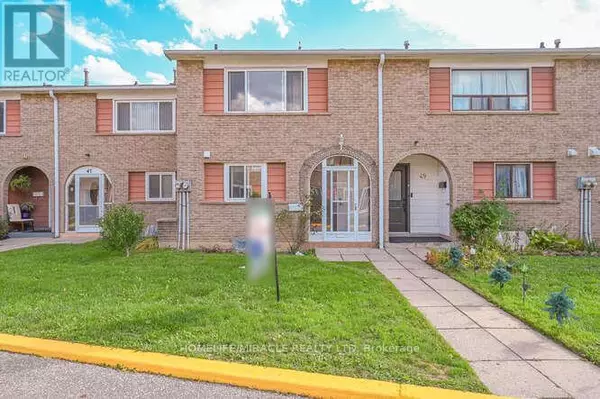 2012 Martingrove RD West #48, Toronto (west Humber-clairville), ON M9V4A3