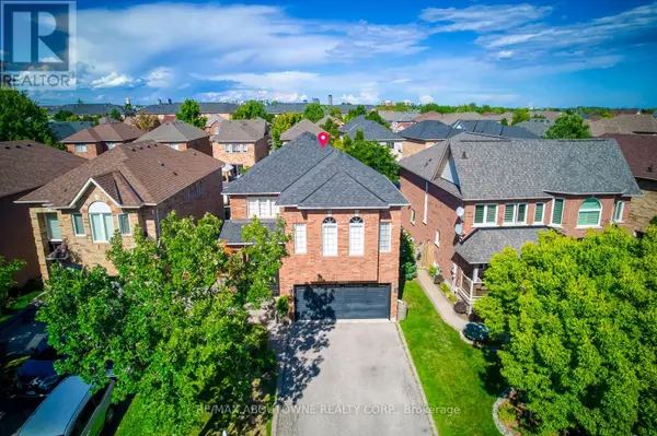 Oakville (ro River Oaks), ON L6H6S1,2491 LOGAN AVENUE
