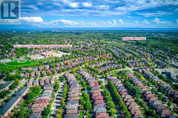 Oakville (ro River Oaks), ON L6H6S1,2491 LOGAN AVENUE